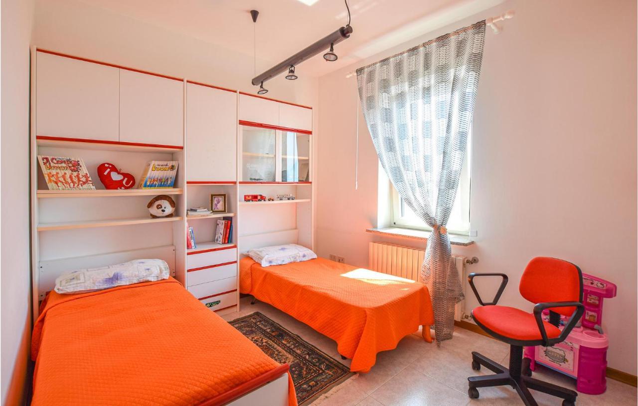 2 Bedroom Cozy Apartment In Grado Exterior photo