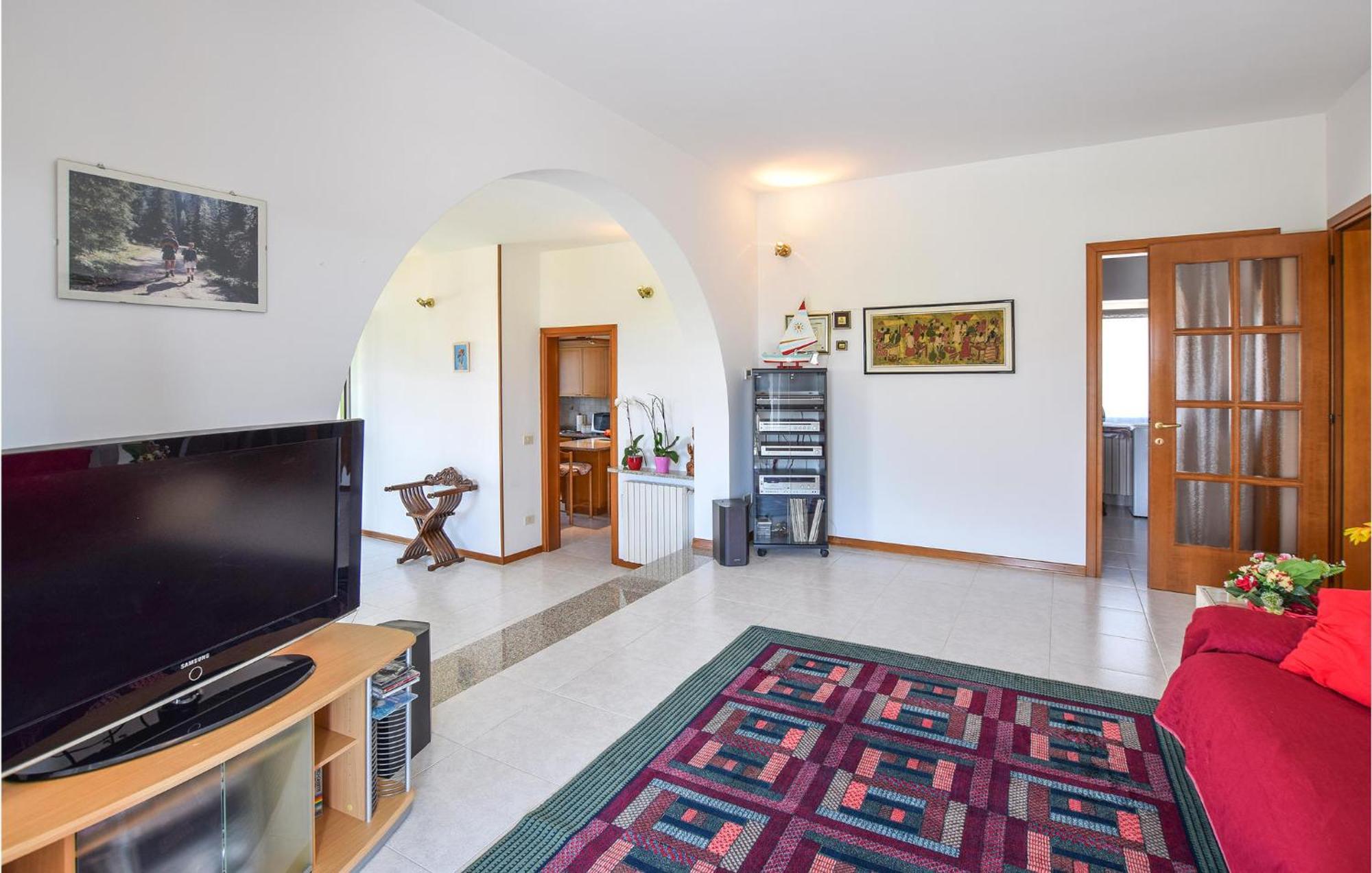 2 Bedroom Cozy Apartment In Grado Exterior photo